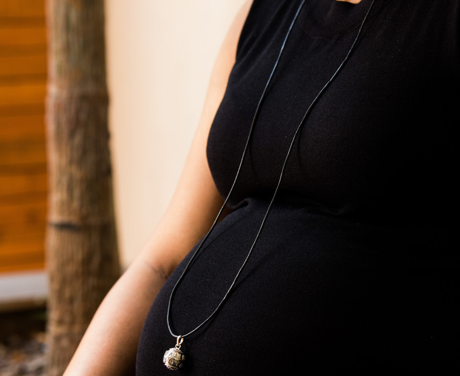 Silver harmony call pendant