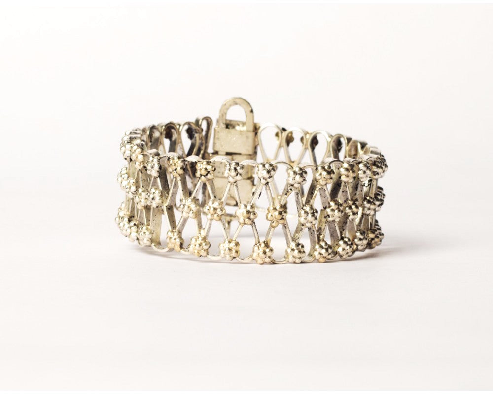 Openable oxidized silver trinket twist bracelet