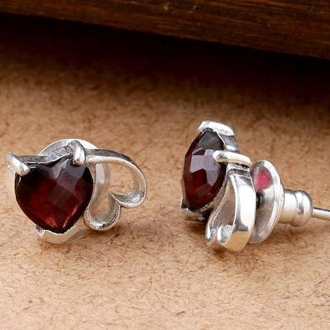 Sneh red garnet stone studs