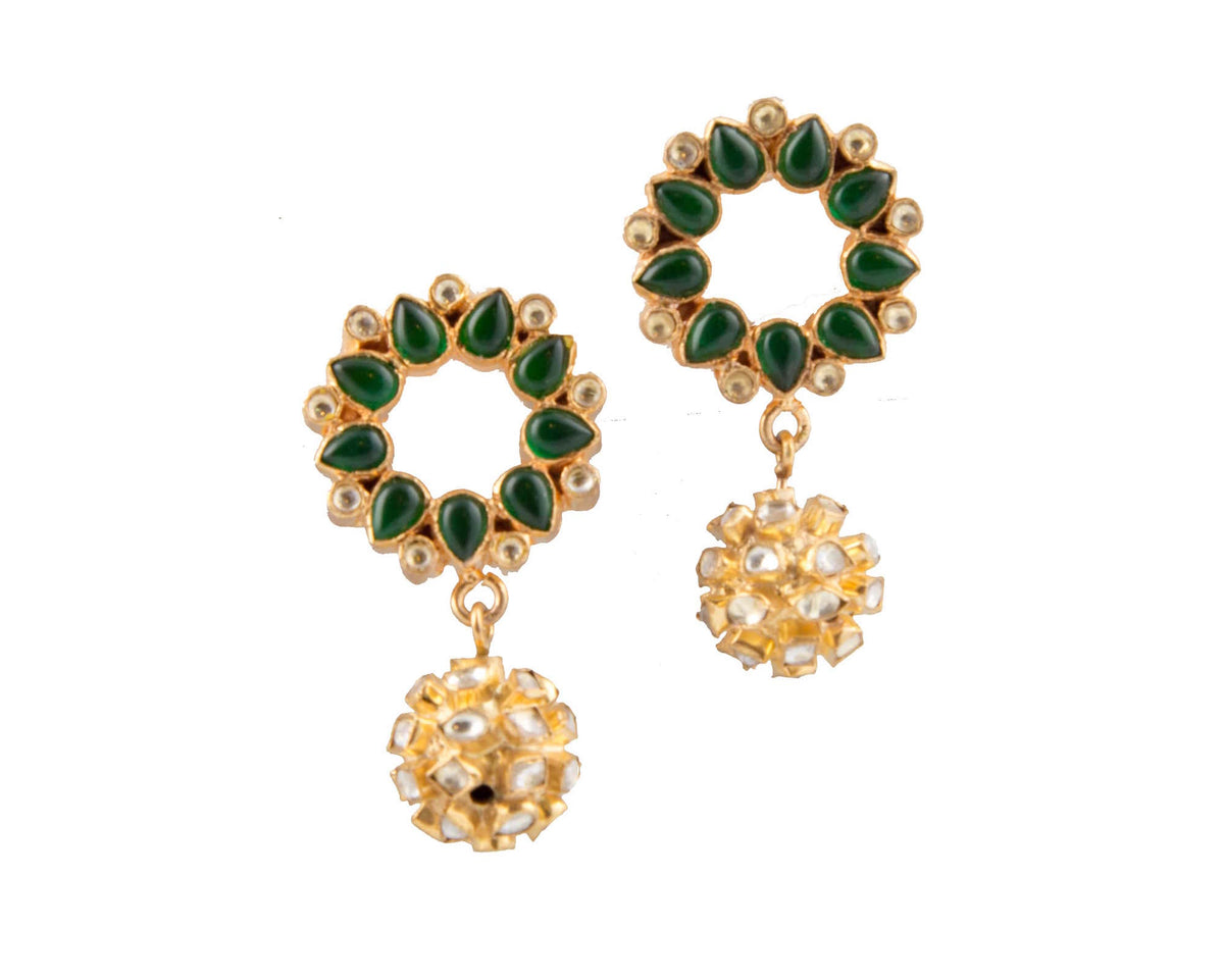 Tiara drops in green garnet stone and gold plated