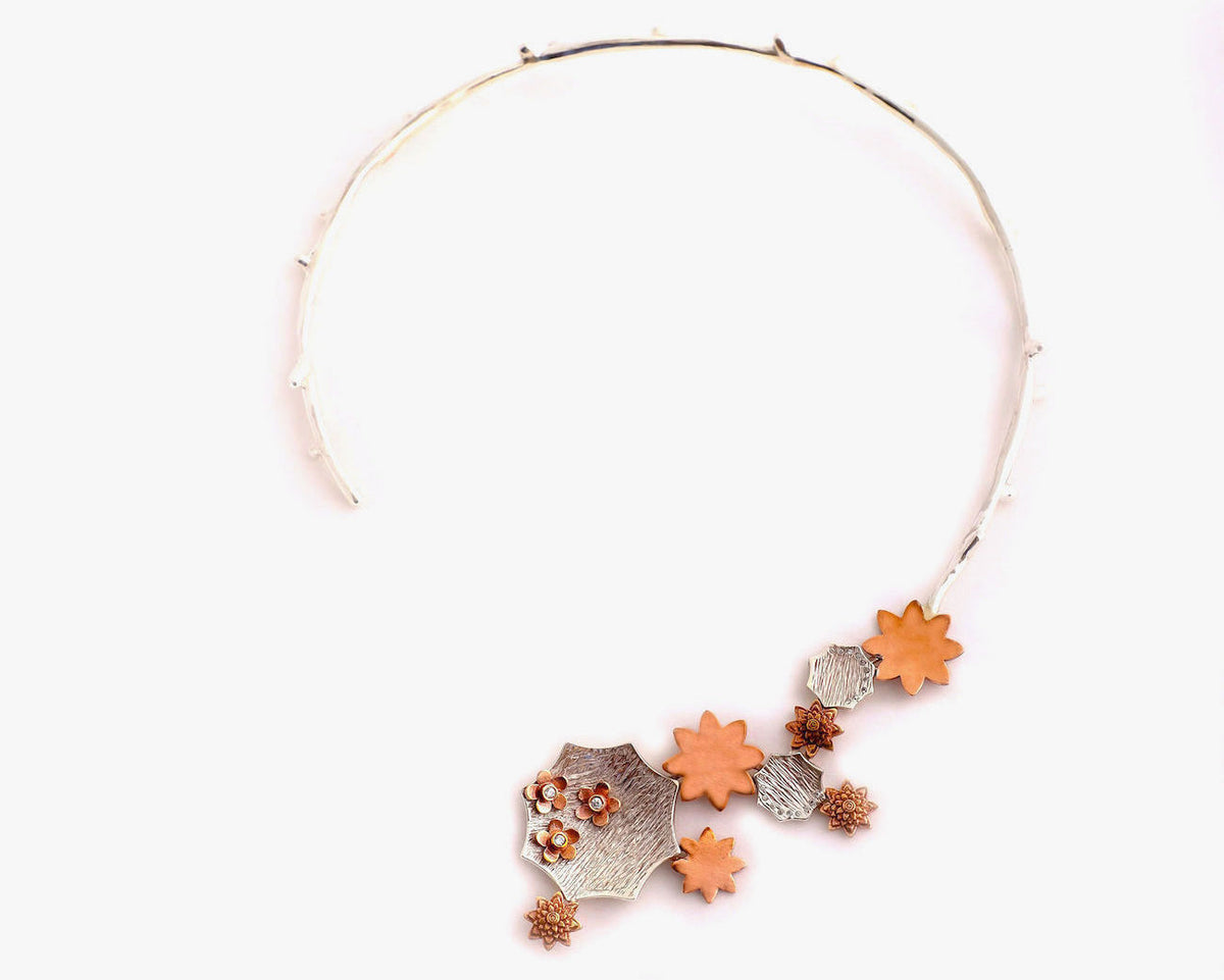 Cocktail necklet