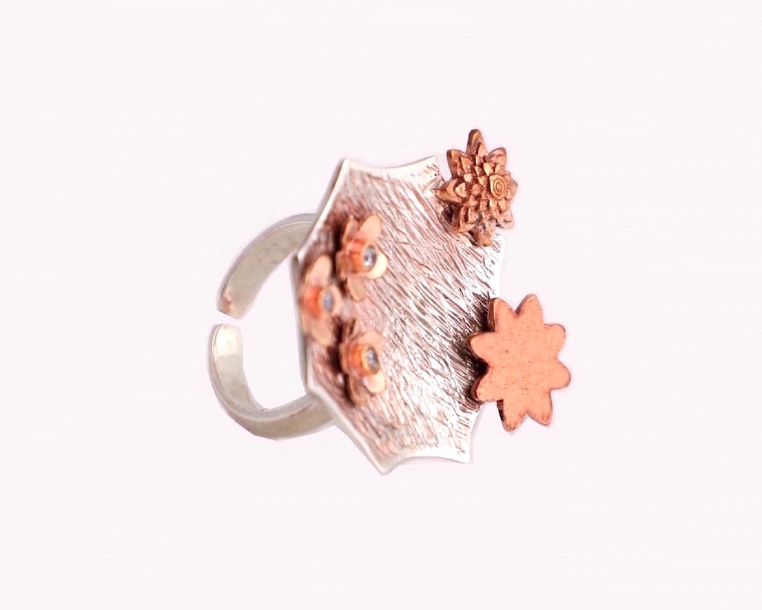 Mixed metal cocktail ring