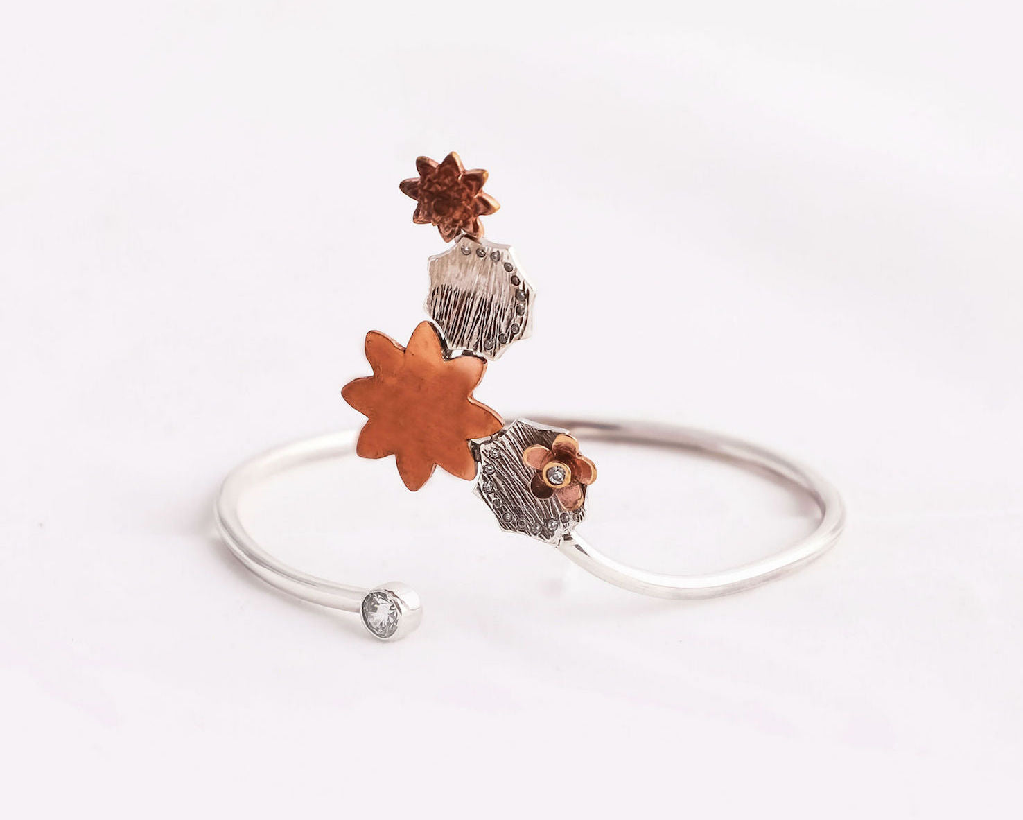 Front view of cocktail cuff