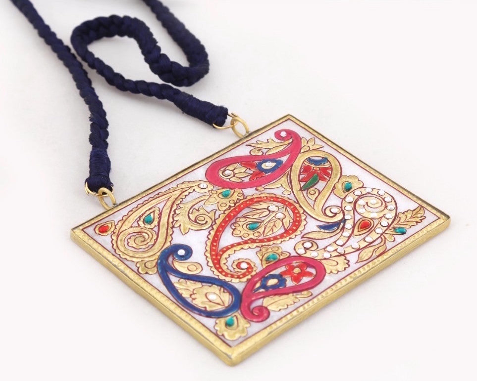 Marble pendent with kundan beads and meenakari work