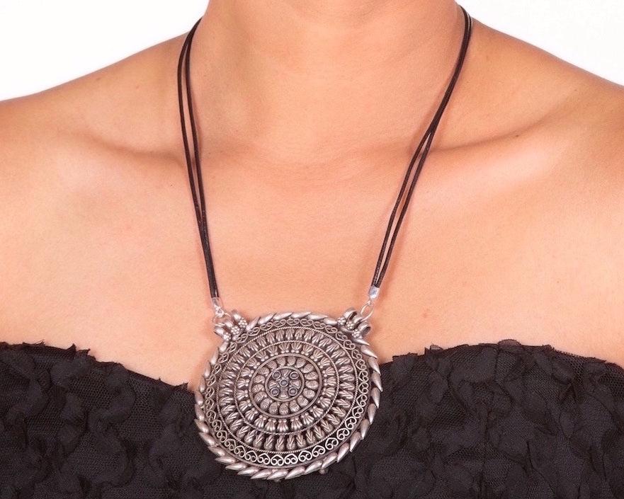 Folk fusion Small round pendant
