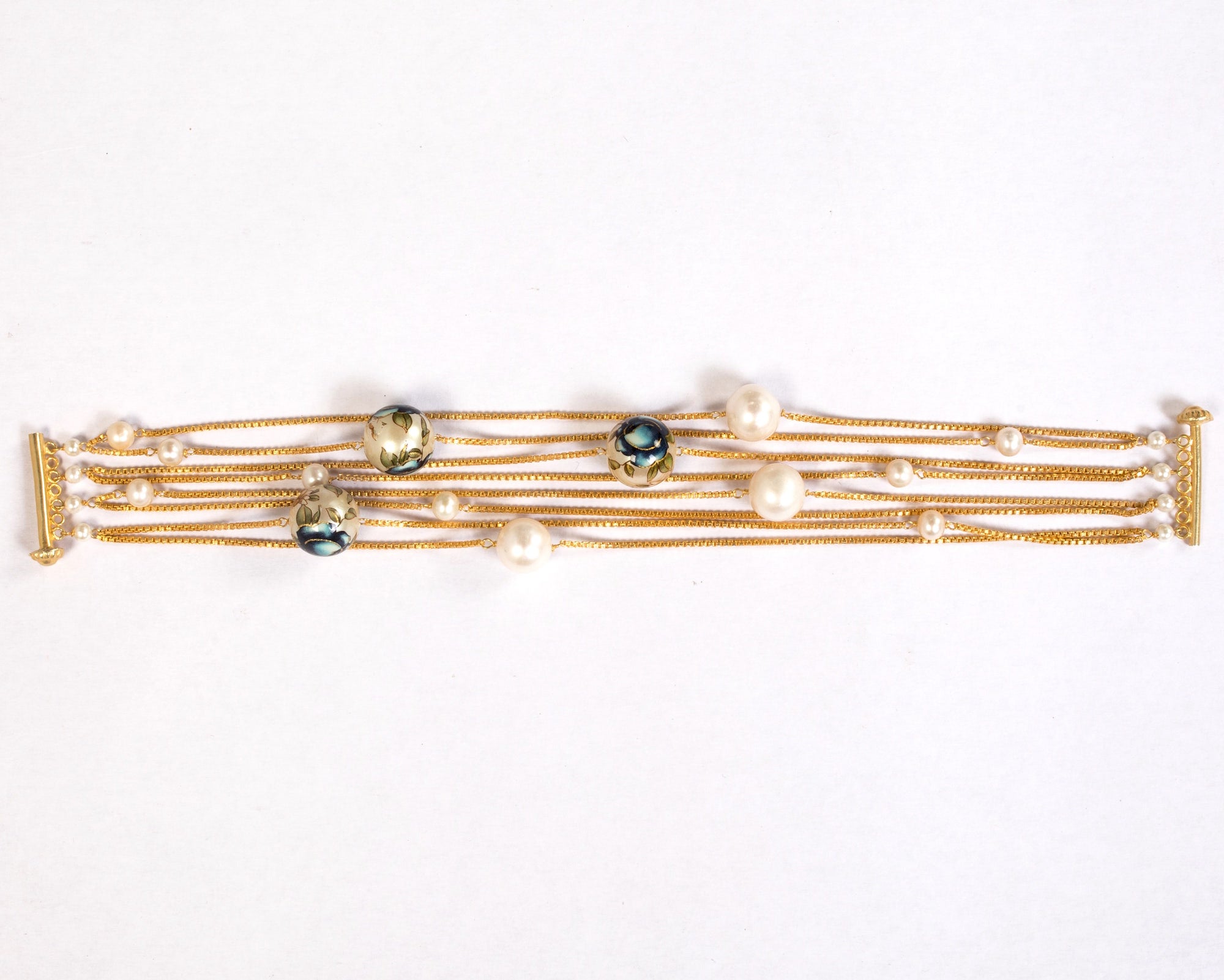 Multi chained openable bracelet