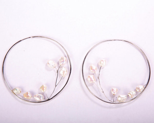 Sterling silver baroque pearl round hoops