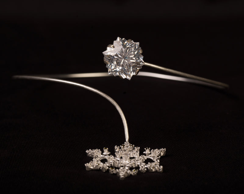 Studded metal snowflake crystal necklet