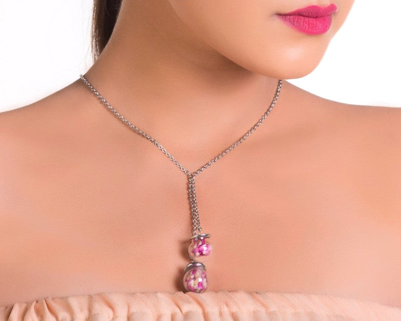 Knotty love glass pendant drops