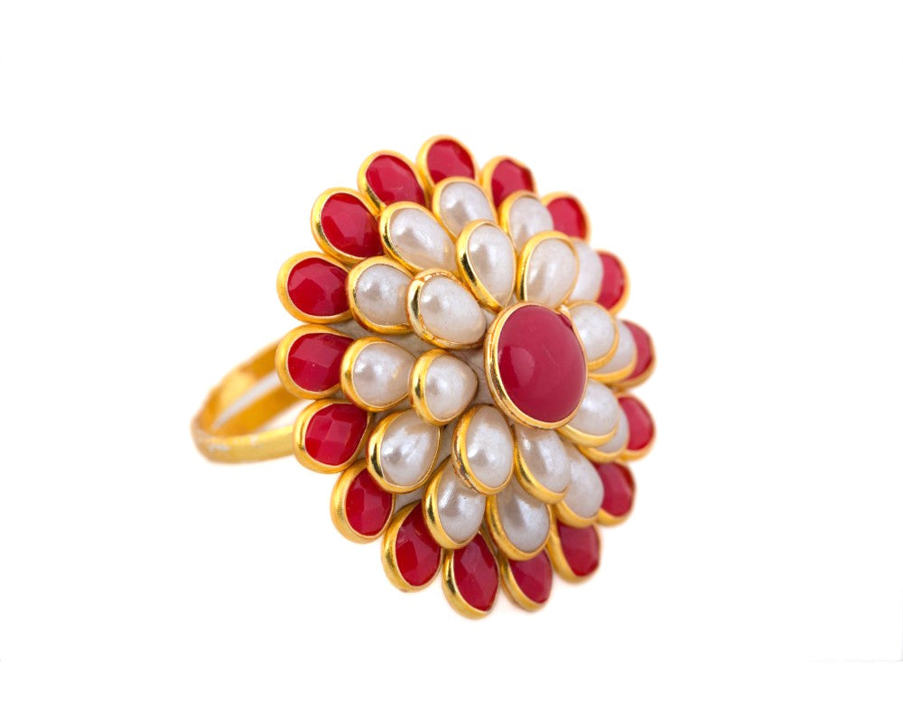 Semi-precious stone classic cocktail ring