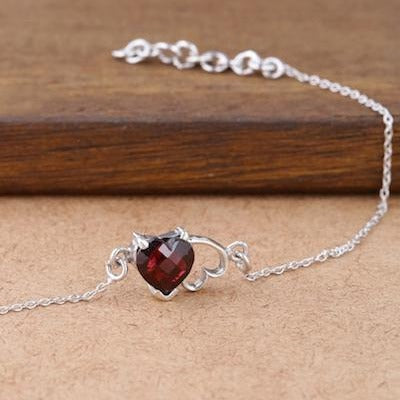 Heart shaped red garnet stone bracelet