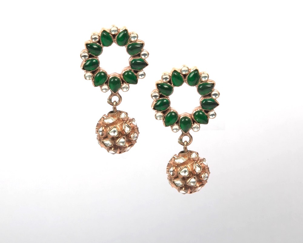 Rose gold plated kundan earrings with green garnet stone